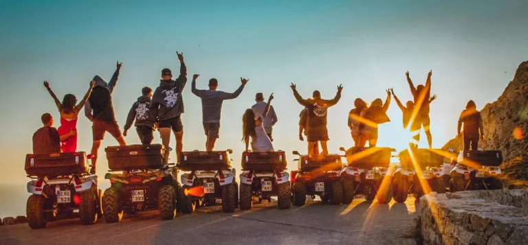 Best Solo Travel Companies for Safe, Affordable & Memorable Trips